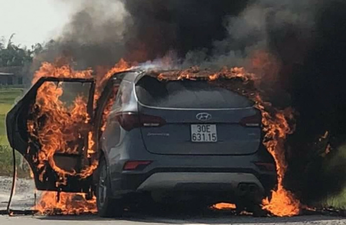 Triệu hồi Mercedes-Benz GLE và GLS đời mới tại Việt Nam vì nguy cơ cháy