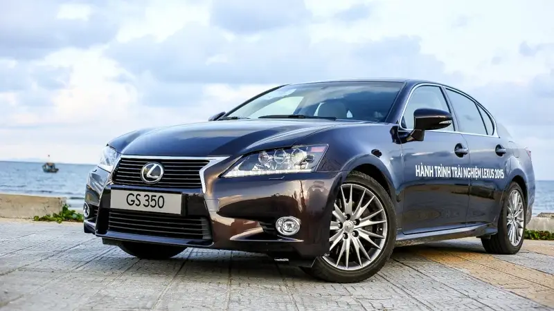 Lexus triệu hồi loạt xe GS350, RC200t, GS200t tại Việt Nam