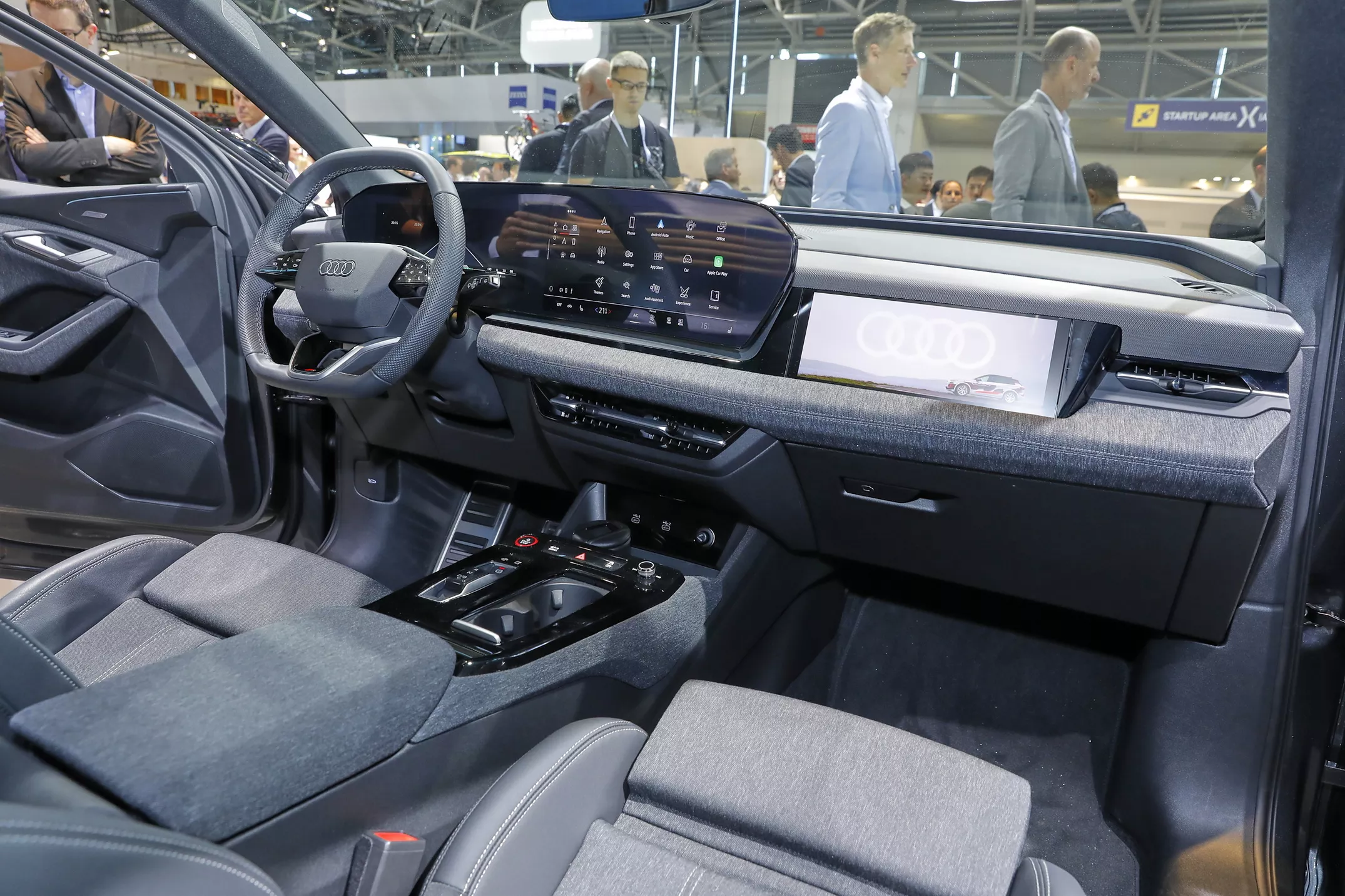 Audi-Q6-E-Tron-2024-1MS-Carscoops.webp