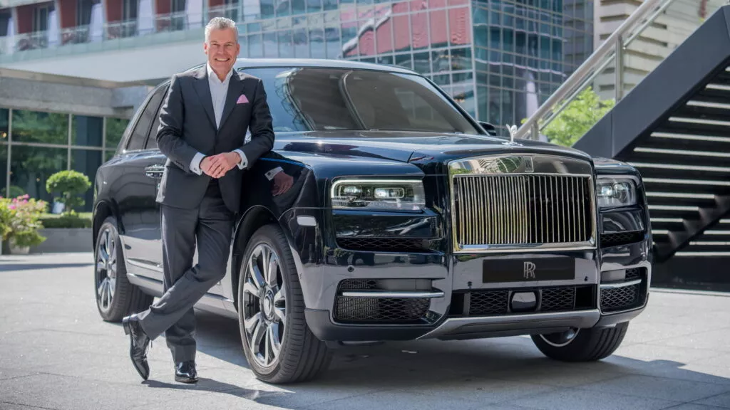 CEO Rolls-Royce nghỉ hưu sau 14 năm làm "đầu tàu"