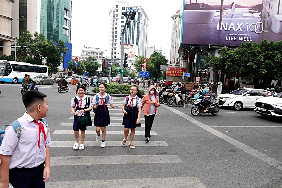 Phạt nặng vi phạm giao thông, không dám vi phạm