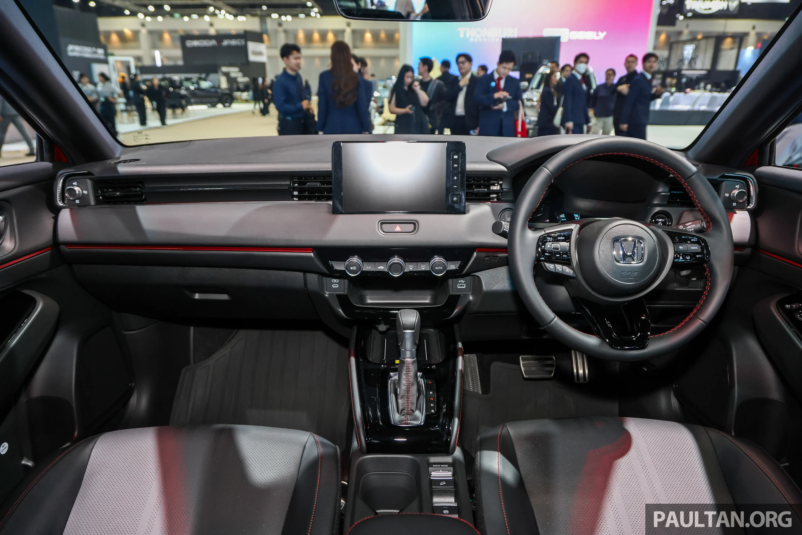 2025_BIMS_Honda_HRV_FL-15.webp