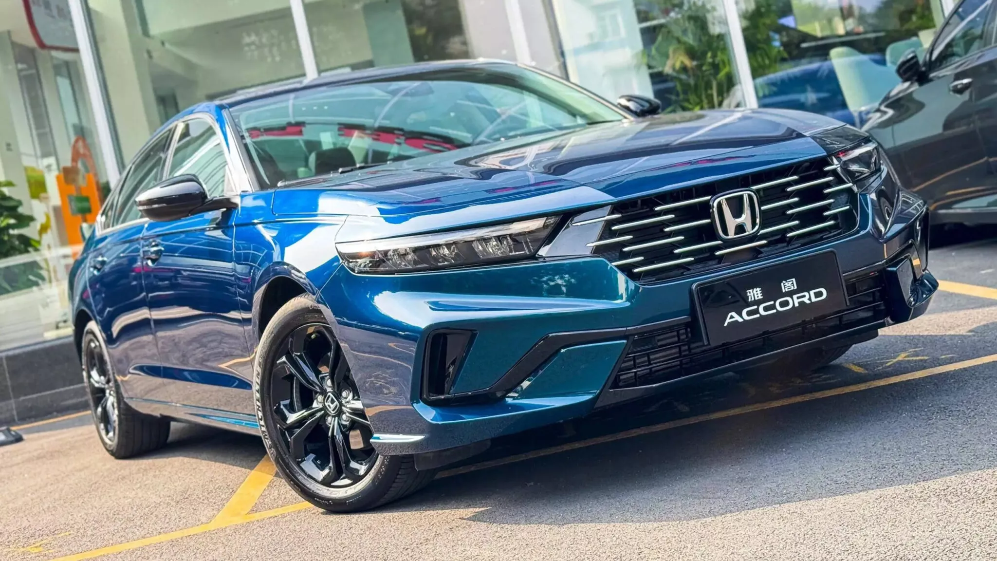 Honda giảm sản lượng xe xăng tại Trung Quốc, tập trung vào xe điện