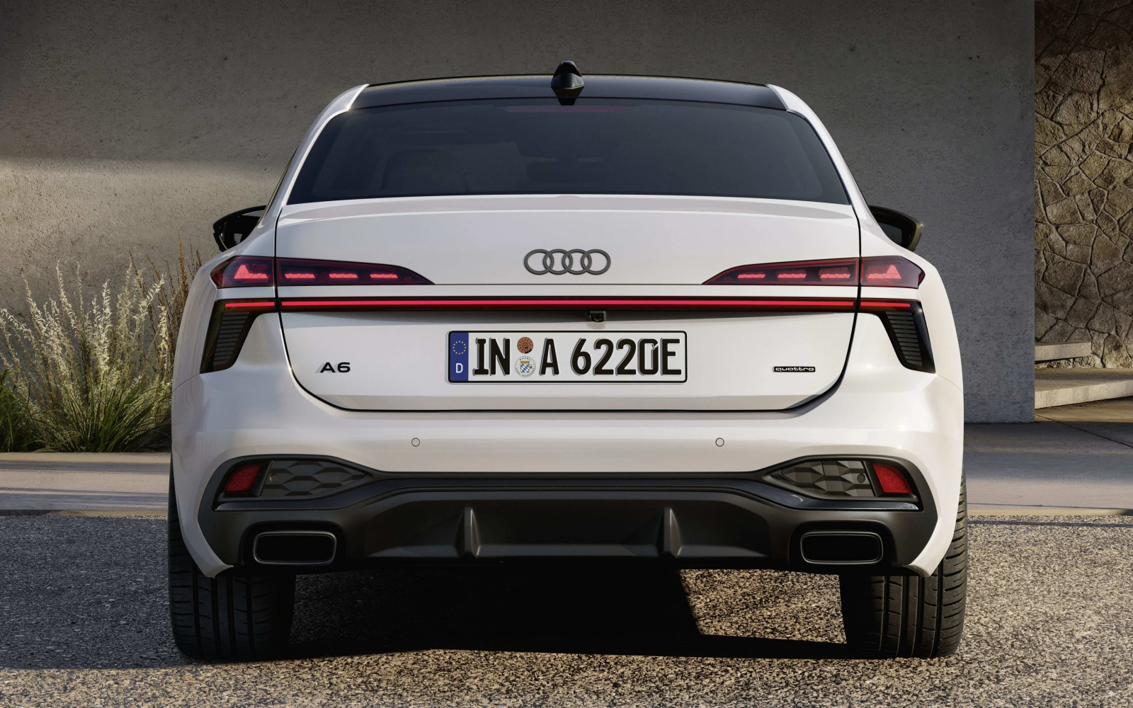 Audi A6 Avant 2026 có thêm các phiên bản PHEV, mạnh từ 299 đến 367 mã lực