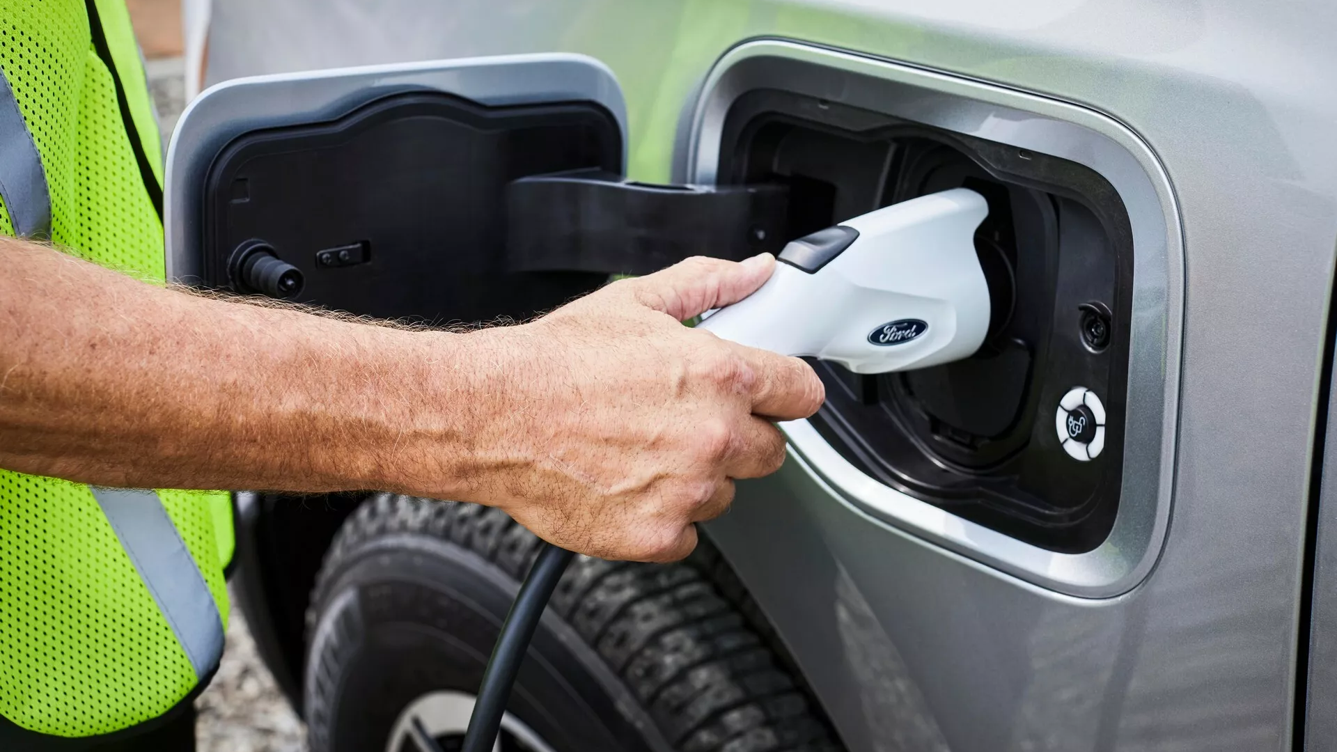 EV-charging-1210-1.webp