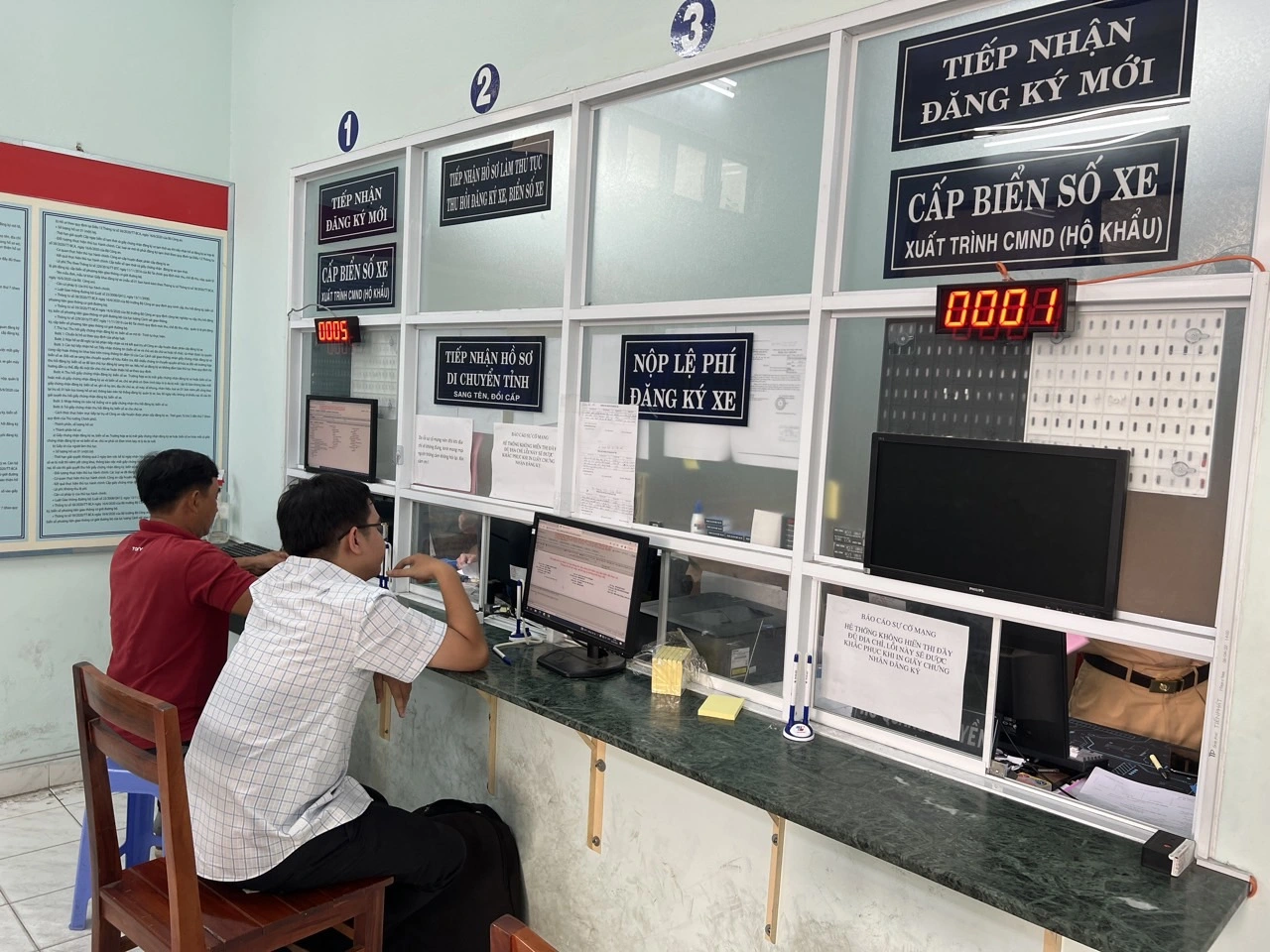 Sáp nhập tỉnh thành: Có phải đổi đăng ký xe, biển số xe?