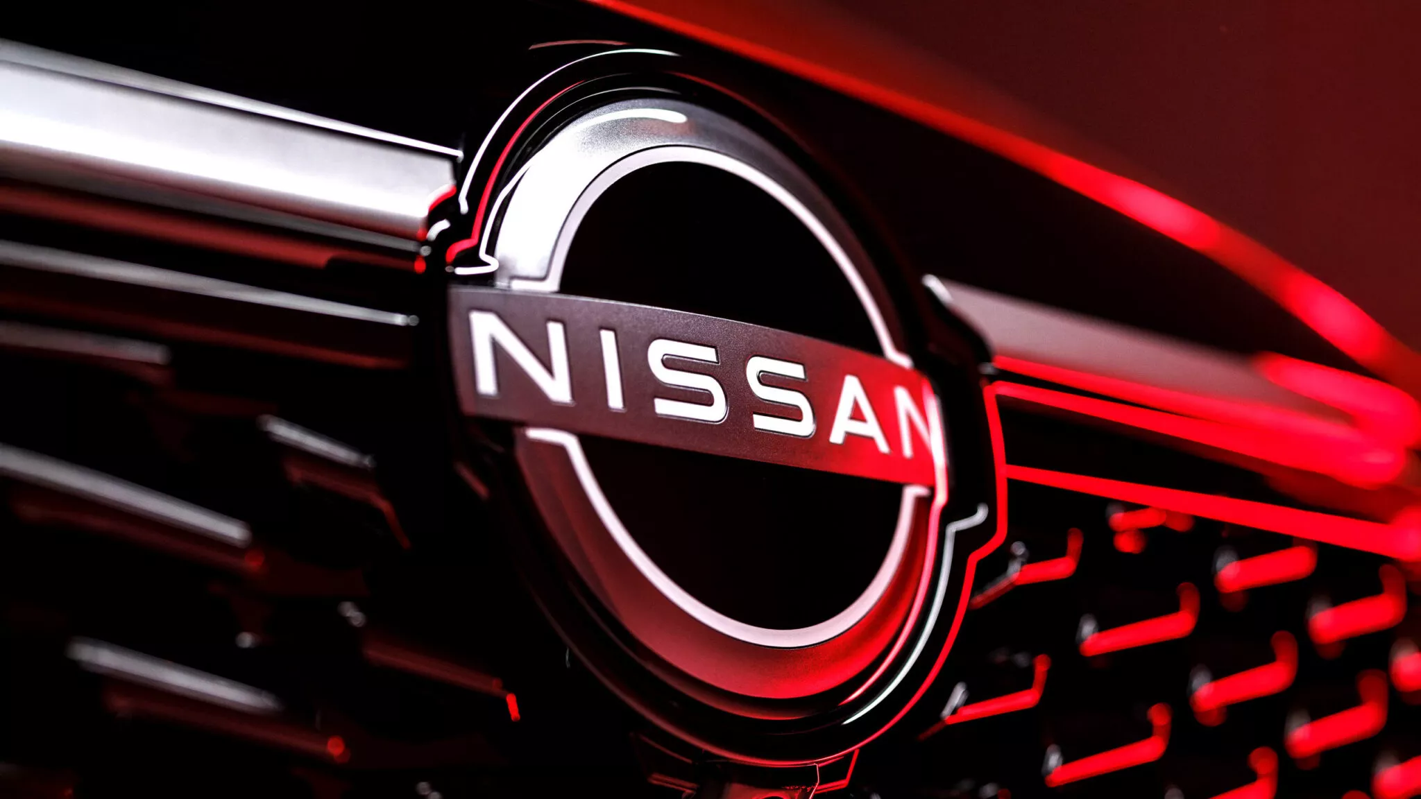 Nissan thực hiện hàng loạt cắt giảm tại Mỹ để "sinh tồn"