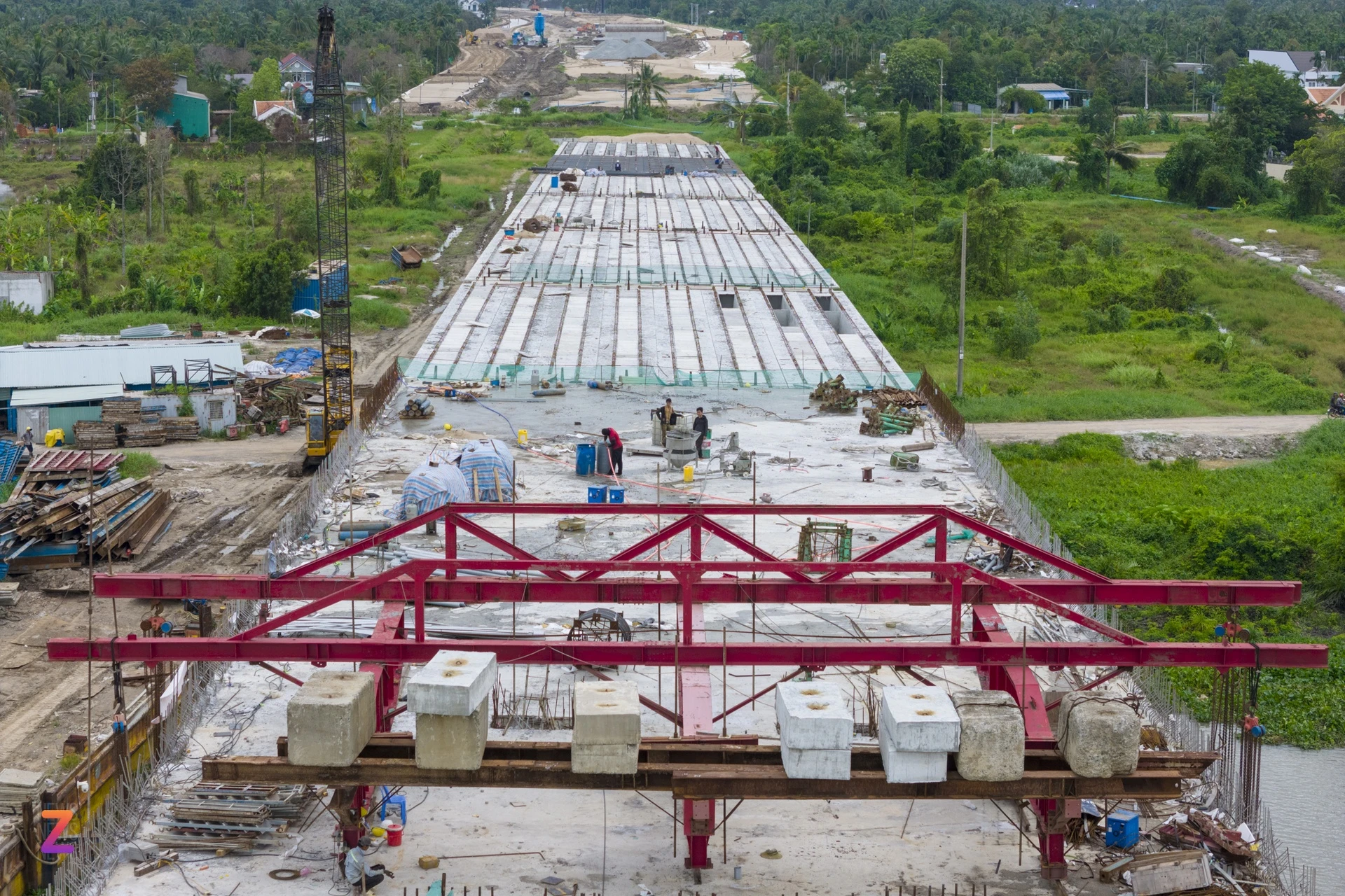 Thông tin giao thông ngày 30/6: Chở trẻ trên thùng xe bị phạt nặng, bắt nhóm “quái xế” TP Vinh, cầu Bình Gởi sắp thông xe