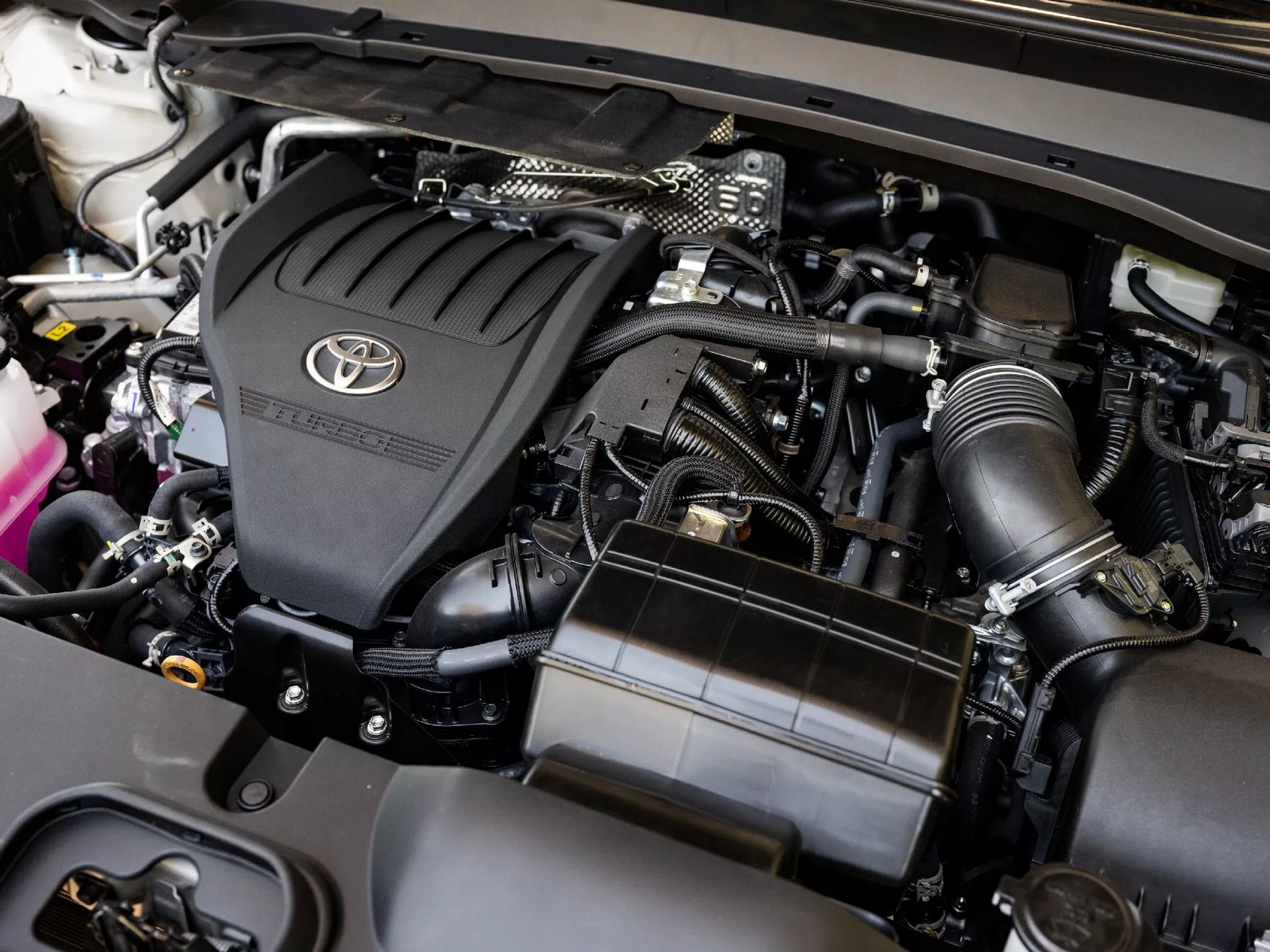 2025-Toyota-Grand-Highlander-Engine.webp