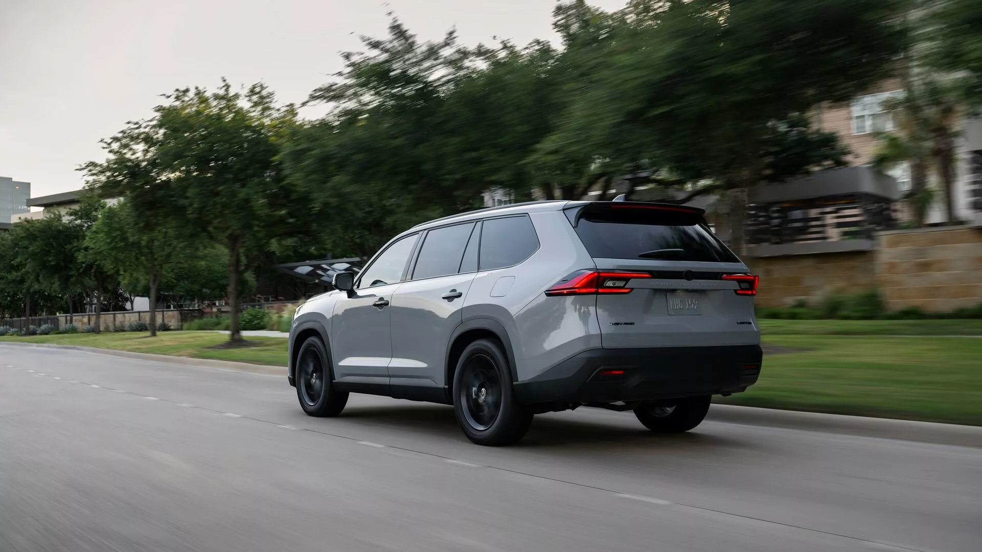 2025-Toyota-Grand-Highlander-Nightshade-1104-12.webp