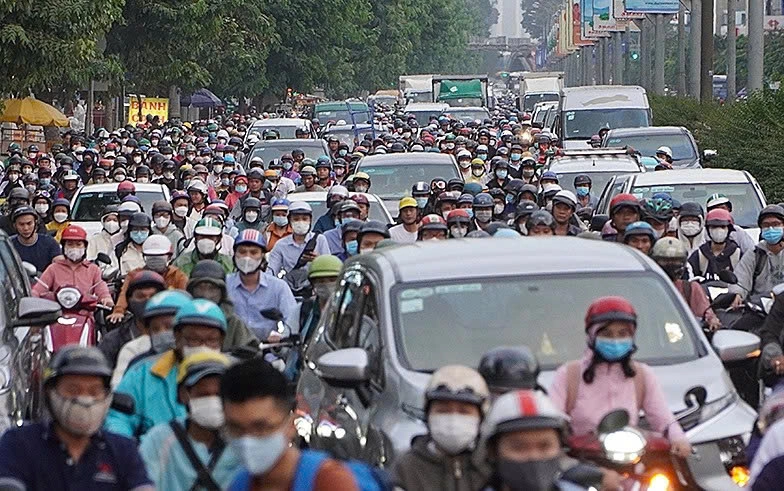 Ôtô, xe máy là nguồn ô nhiễm không khí chính ở TP HCM