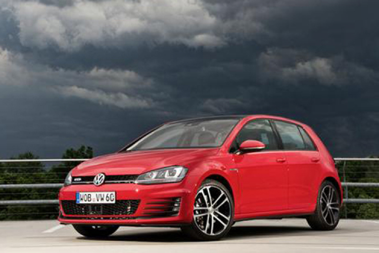 VW trang bị động cơ 1,8 lít tiết kiệm nhiên liệu cho các kiểu mẫu xe đời 2014