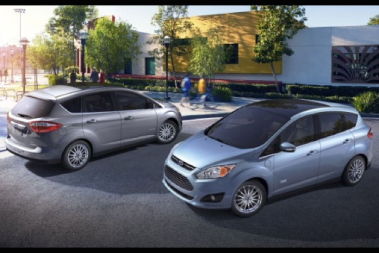 Ford hiệu chỉnh phần mềm xe hybrid để nâng cao hiệu quả nhiên liệu