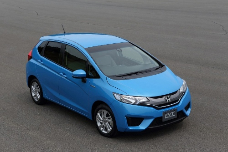 Honda tiết lộ Fit 2015 với hệ thống lai nhẹ i-DCD