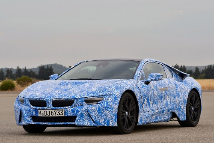 BMW i8 - chiếc xe hơi đầu tiên sử dụng kính Gorilla Glass