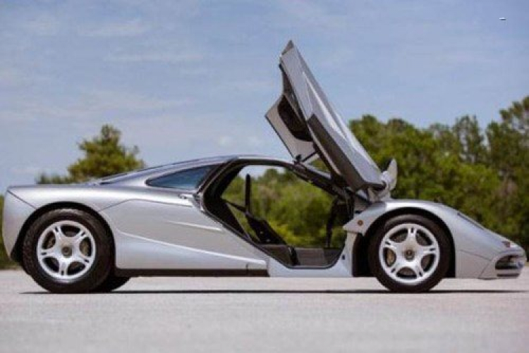 Siêu xe Mc Laren F1 1997 được bán với giá kỷ lục 8,47 triệu đô tại Pebble Beach