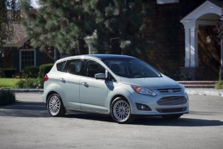 Ford điều chỉnh chỉ số tiêu thụ nhiên liệu C-Max 2013, tăng hiệu suất C-Max Hybrid 2014