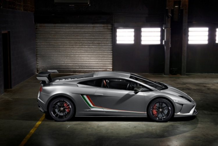 Lamborghini trình làng Gallardo LP 570-4 Squadra Corse