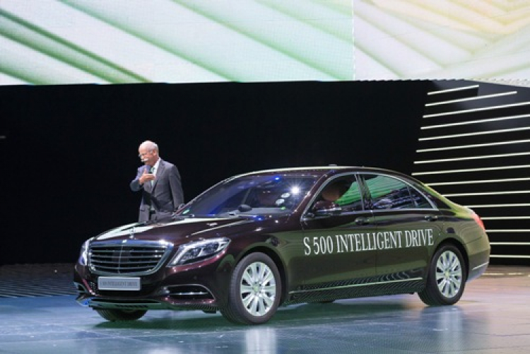 Ấn tượng công nghệ hiện đại trên Mercedes S 500 INTELLIGENT DRIVE và S 500 PLUG-IN HYBRID