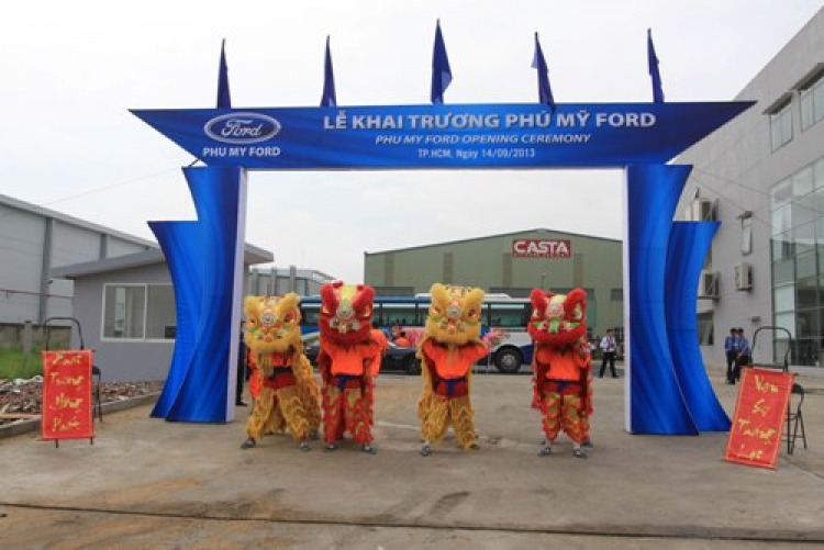 Ford Việt Nam khai trương Phú Mỹ Ford - đại lý ủy quyền chính thức thứ 17