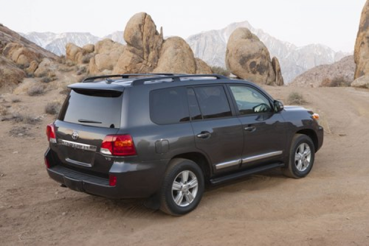 Toyota cải tiến "di sản SUV offroad" Land Cruiser 2014