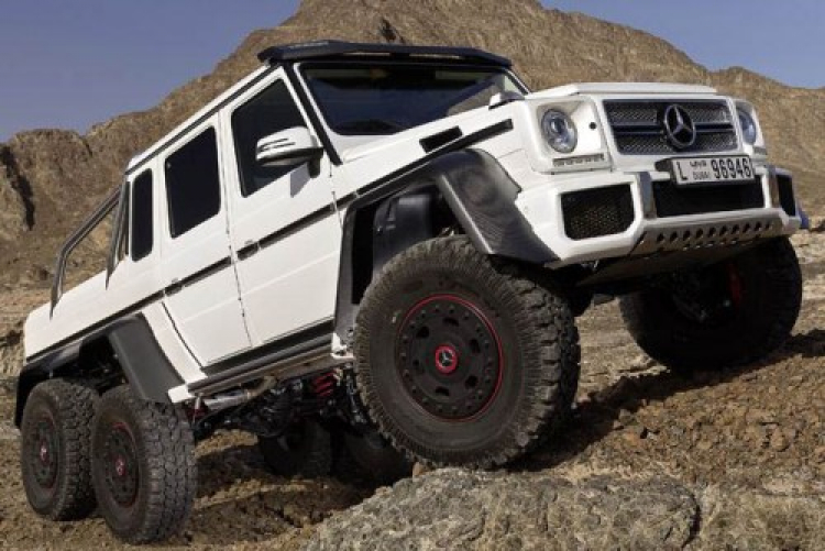 SUV G63 AMG 6x6 của Mercedes có giá hơn nửa triệu USD