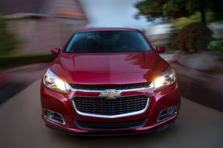 Chevrolet Malibu 2014 Micro Hybrid sử dụng 2 ắc quy