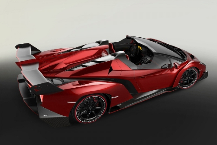 Lamborghini tiết lộ Veneno Roadster