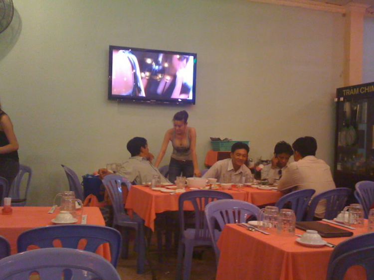Bốn biển là nhà