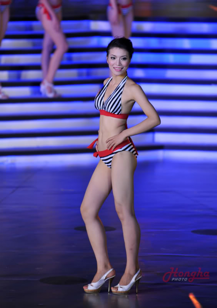 Ảnh Bikini của Hoa hậu Việt Nam 2010