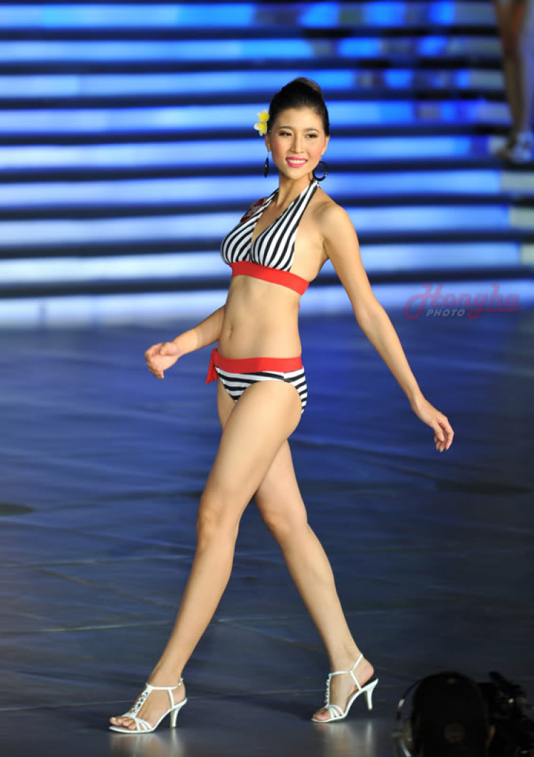 Ảnh Bikini của Hoa hậu Việt Nam 2010