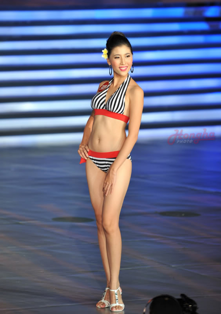 Ảnh Bikini của Hoa hậu Việt Nam 2010