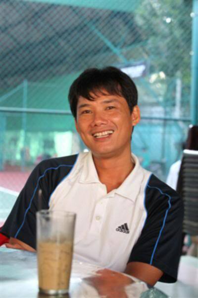 Thớt ủng hộ, tài trợ các tuyển thủ SFC tham gia giải Tennis OS 8-2010.