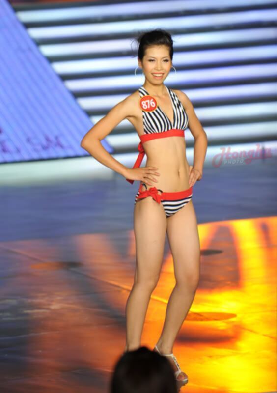 Ảnh Bikini của Hoa hậu Việt Nam 2010