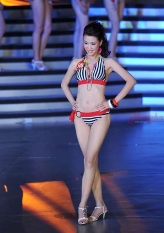 Ảnh Bikini của Hoa hậu Việt Nam 2010