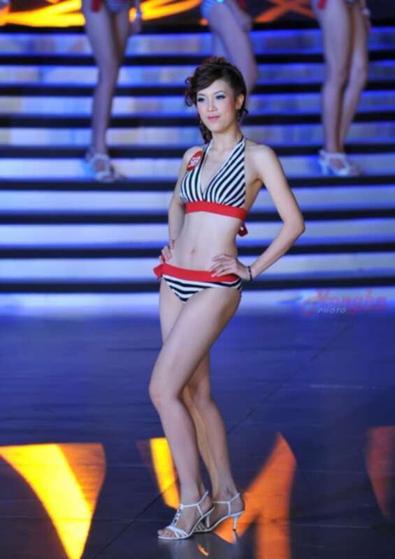 Ảnh Bikini của Hoa hậu Việt Nam 2010