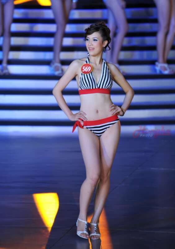 Ảnh Bikini của Hoa hậu Việt Nam 2010