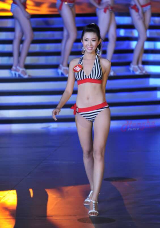 Ảnh Bikini của Hoa hậu Việt Nam 2010