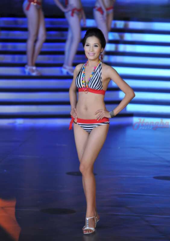 Ảnh Bikini của Hoa hậu Việt Nam 2010