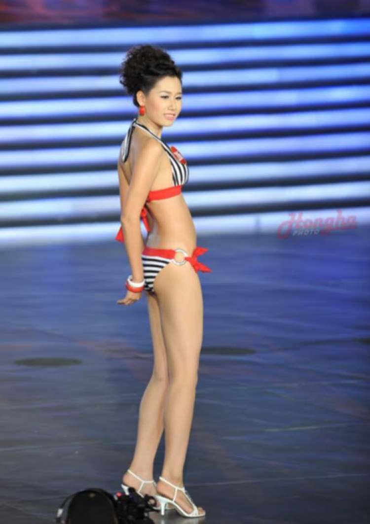 Ảnh Bikini của Hoa hậu Việt Nam 2010