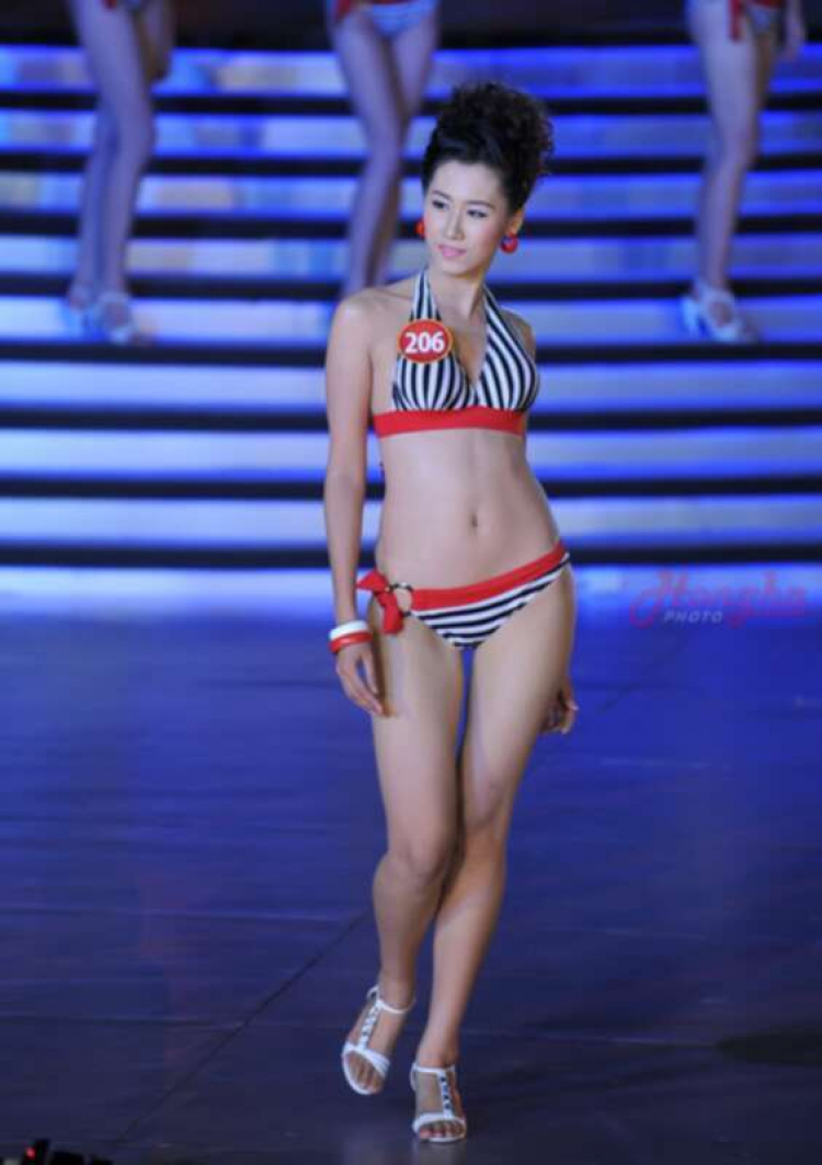 Ảnh Bikini của Hoa hậu Việt Nam 2010