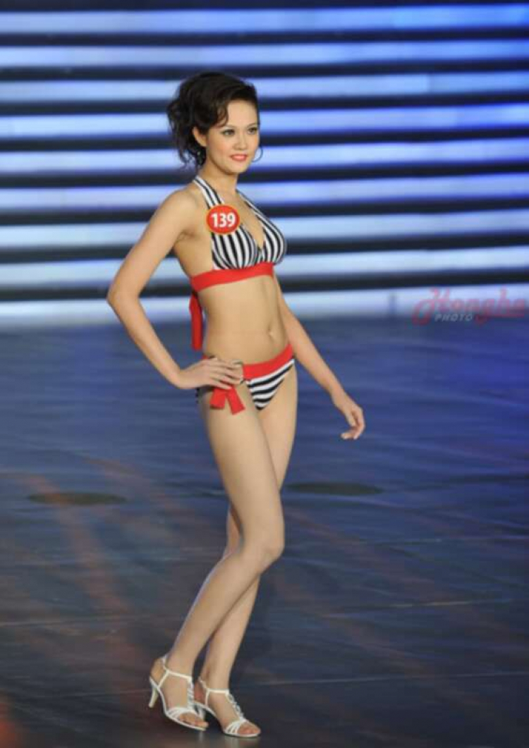 Ảnh Bikini của Hoa hậu Việt Nam 2010