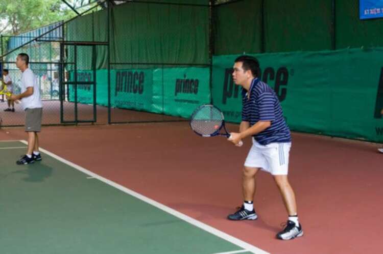 Ảnh giải OS Tennis Cup giữa các chi hội lần 1 - 15/8/2010!