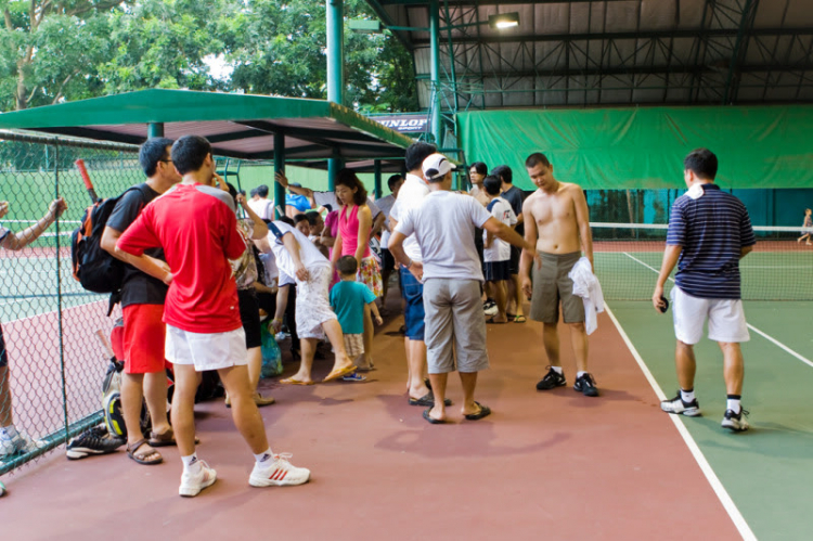 Ảnh giải OS Tennis Cup giữa các chi hội lần 1 - 15/8/2010!