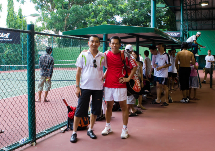 Ảnh giải OS Tennis Cup giữa các chi hội lần 1 - 15/8/2010!