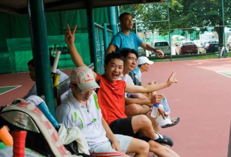 Ảnh giải OS Tennis Cup giữa các chi hội lần 1 - 15/8/2010!