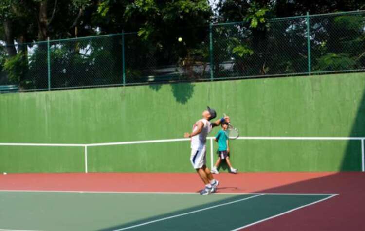 Ảnh giải OS Tennis Cup giữa các chi hội lần 1 - 15/8/2010!