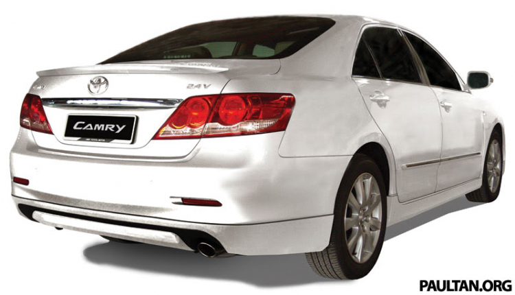 Hình ảnh body lip gởi các bác Camry và Altis!