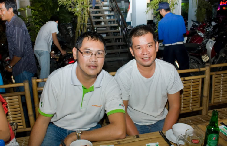 Liên hoan chúc mừng FFC đoạt ngôi vị Á quân giải Tennis OS lần thứ nhất 2010 Liên hoan chúc mừng FFC đoạt ngôi vị Á quân giải Tennis OS lần thứ nhất 2010