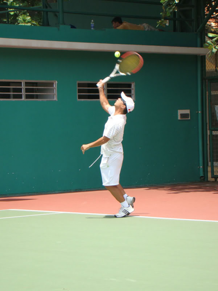 Ảnh giải OS Tennis Cup giữa các chi hội lần 1 - 15/8/2010!